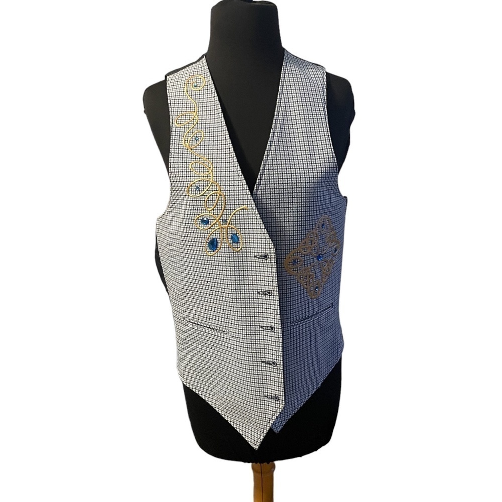 Unique Designs Collectable Size Large Women's Vest - image 1